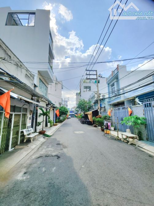 M5💥HXH 8m thông - 4x16 sổ A4 giá chỉ 6 tỷ thương lượng