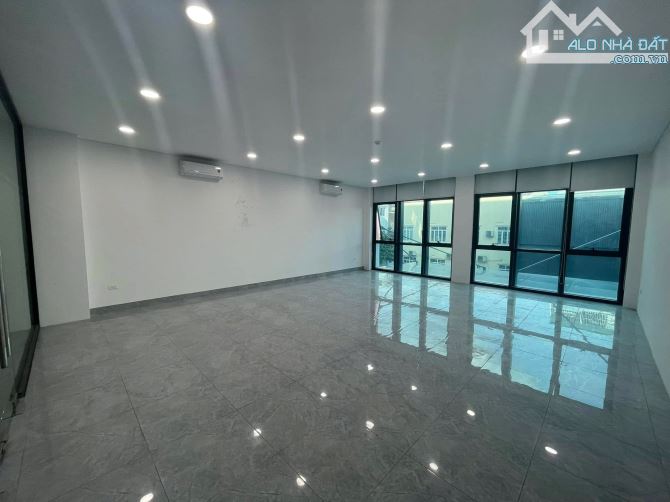 Cho thuê văn phòng tại Vũ Tông Phan - DT 58m2– 65 m2- 120 m2-165 m2 giá rẻ