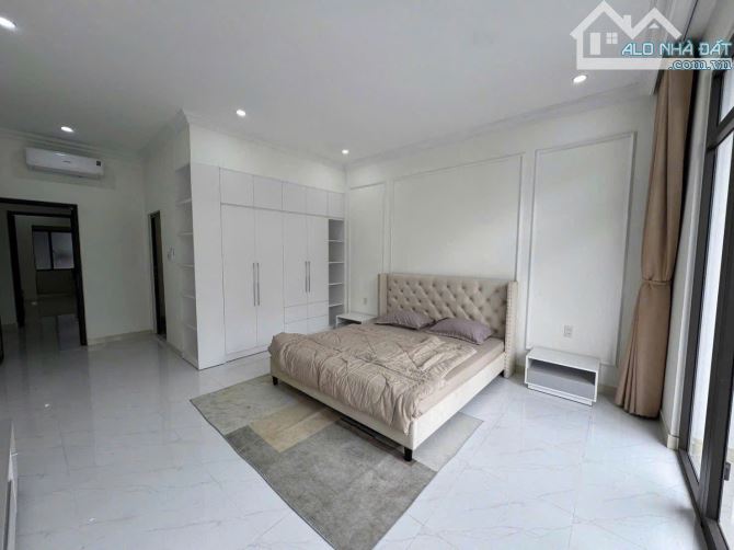 Bán nhà 4 tầng 4 mê MT đường Nguyễn Huy Tự - Hoà Minh - Gần biển, giá 6 tỷ 2 tl