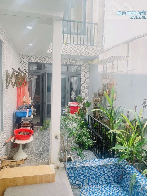 VILLA NGUYỄN VĂN ĐẬU – 100M² NGANG 8.1M – THIẾT KẾ THOÁNG, – CHỈ 8.9 TỶ TLCC