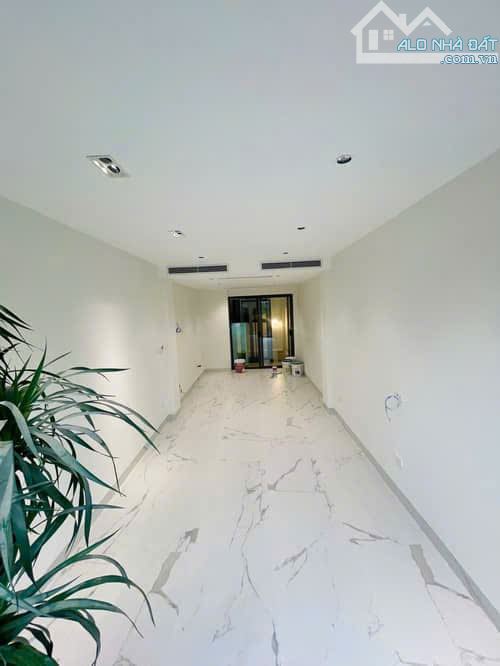 NHÀ MẶT PHỐ P. THỊNH LIỆT 35M2 CHỈ 10.3 TỶ - LÀN 2 Ô TÔ TRÁNH- VIEW ĐẸP KINH DOANH VỈA HÈ