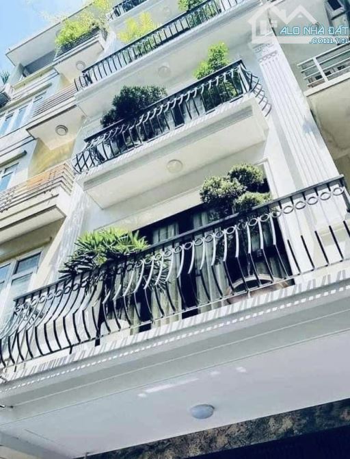 Siêu đẹp - Yên Hoà, Cầu Giấy - 35m2 x 6Tầng thang máy - ngõ rộng - nhà mới - giá 9.3 tỷ.