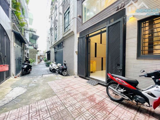 BÁN NHÀ RIÊNG ÁI MỘ- DT 36M2- 5 TẦNG- FULL NỘi THẤT VIP- CHỈ 6,8 TỶ TL- CỰC HIẾM!