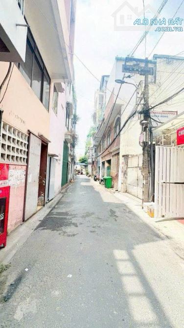 Giảm sốc Nhà 3 tầng –91m2- 4,05x22m-  Nguyễn Hồng Đào, P14, Tân Bình giá chỉ 9 tỷ nhỉnh