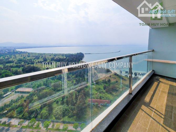 Bán căn hộ Blooming 1 phòng ngủ 77m2 Đầy đủ nội thất view biển cực đẹp - Giá 3 tỷ