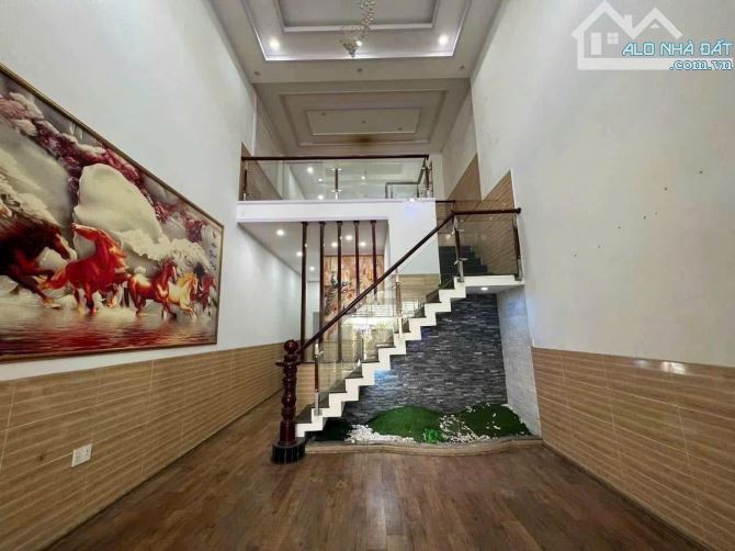 Nhà 1TTL P. Tam Hiệp, gần nhà hàng Cát Tường, đường oto thông chỉ 3tỷ750