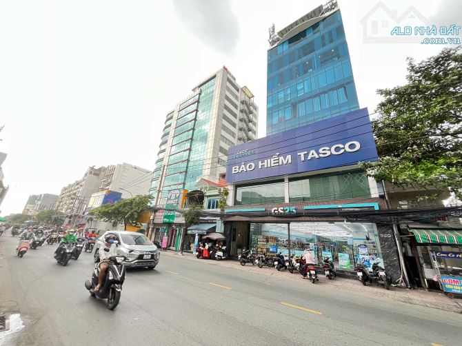 Siêu Vị Trí MT Cách Mạng Tháng 8. DT 20x30m Vuông Vức 5L HĐ 400 Triệu/Th Chỉ 300 Tỷ