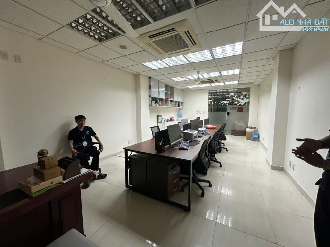 Cho thuê văn phòng tại Thiên Hiền- Mỹ Đình, 60 m2/tầng, sàn thông, vp sạch sẽ
