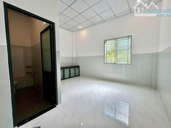 Nhà cấp 4, SHR, vừa xây xong dọn vào là ở ngay, Xã Tân Phú Trung, 1 tỳ 050.