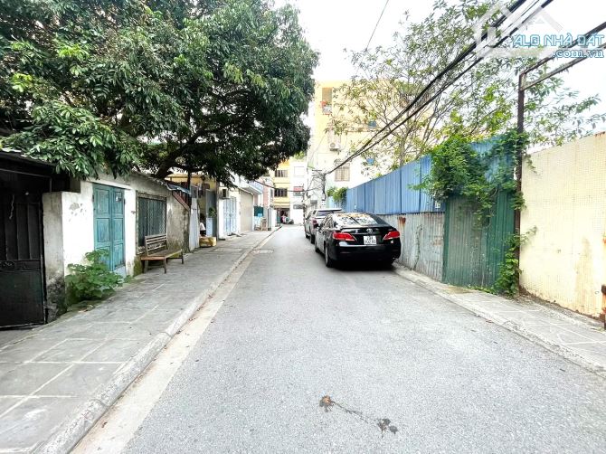 BÁN NHÀ ĐỨC GIANG LONG BIÊN, DT 48M2, 4 TẦNG, NGÕ THÔNG Ô TÔ TRÁNH, KINH DOANH, Giá 10.X