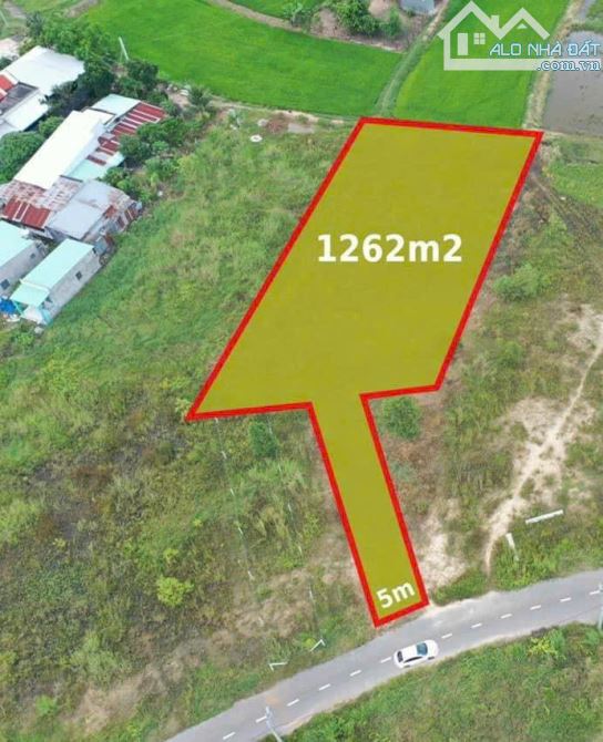 1 sào 7 mặt tiền nhựa thị trấn Đất Đỏ giá chỉ hơn 3 tỷ, chủ cần bán gấp