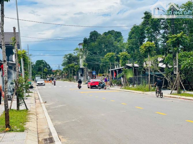 Chuyển Nhượng Đất Mặt Tiền Huyền Trân Công Chúa - An Cư Kinh Doanh Tốt
