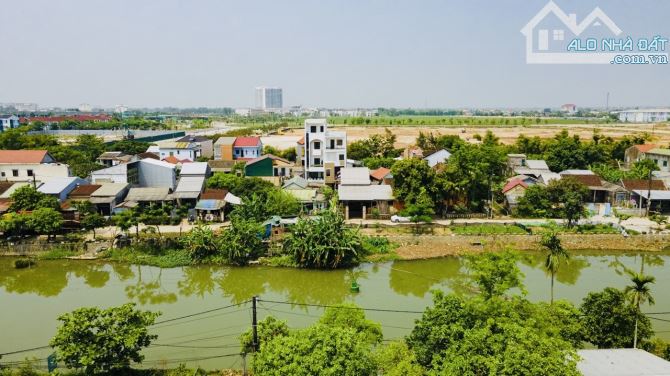 Mặt Tiền Tôn Quang Phiệt view Sông - 3,3 tỷ