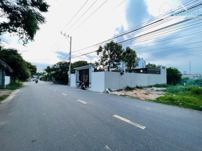 237M2 ĐẤT MẶT TIỀN 58 NGUYỄN GIA THIỀU P12 NGANG 10 GIÁ 4 TỶ 500