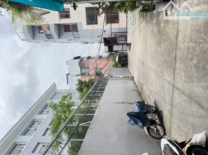 Nhà mới ở ngay- 50m2- Ngay Phan Xích Long- 4 tầng- giá tốt nhất thị trường