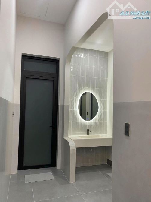 Bán nhà Kim Giang Thanh Liệt, 32m, 5 tầng, ô tô qua cổng, giá 6,7 tỷ