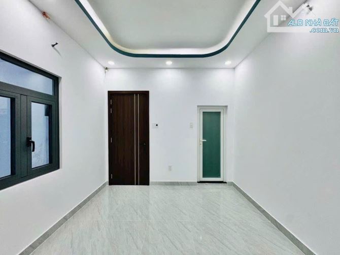 Siêu Phẩm - Hẻm xe hơi Giáp BÌNH THẠNH - 4.1m × 13m - 4 Tầng - Nhỉnh 6 TỶ.