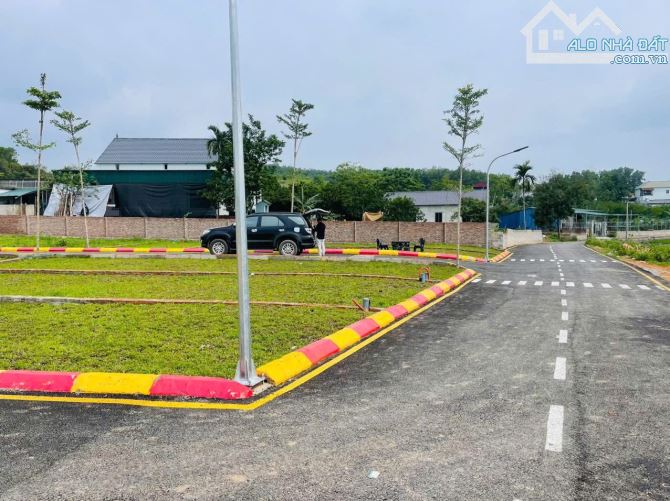 Bán đất Hòa Bình – Hòa Lạc 100m² giá chỉ 600 triệu – Sổ đỏ sẵn, ô tô vào tận nơi