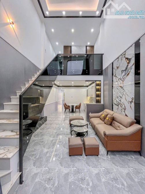 Bán căn nhà gác lửng 100m2 ở Thị trấn Củ Chi giá 830 triệu sổ hồng riêng