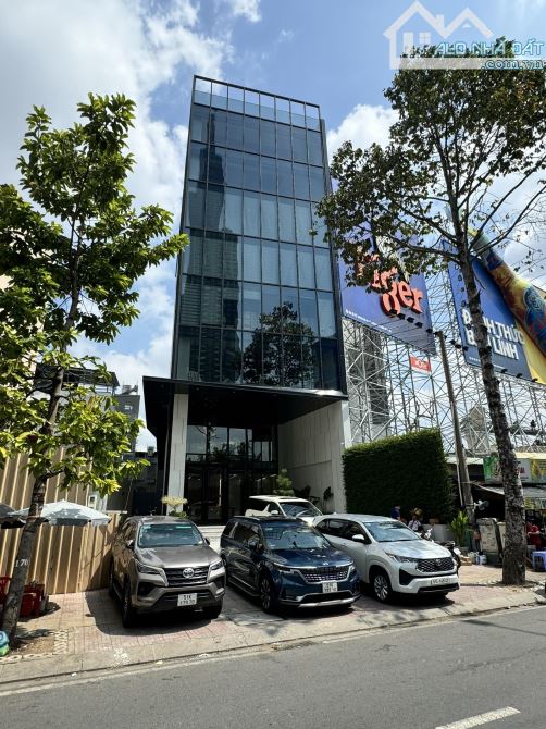 BUILDING 3MT NGUYỄN HỮU CẢNH , dt: 15x30m nở 20m, Hầm 9 Tầng 3500m2 sàn, HĐT: 1.2 Tỷ