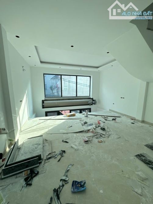 NHÀ MỚI ĐẸP SÀI ĐỒNG - LÔ GÓC- GIÁ 6.3 TỶ - CÓ THƯƠNG LƯỢNG NHẸ