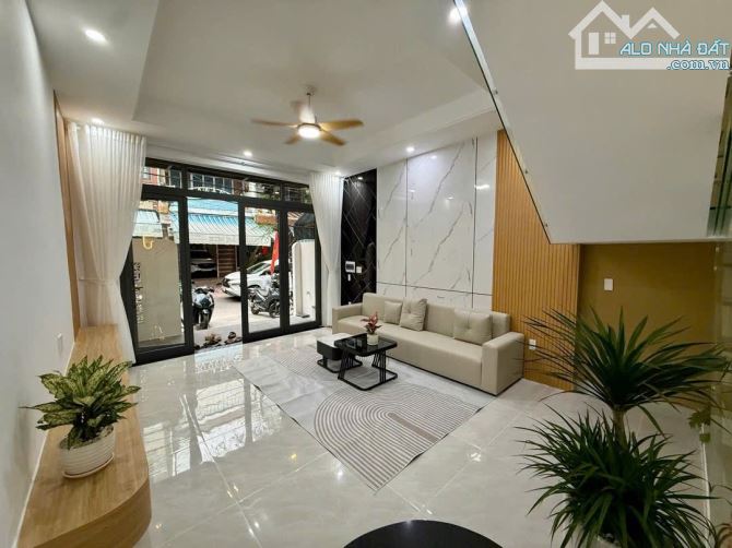 🏡 SIÊU PHẨM NHÀ 2 TẦNG LUXURY – TRUNG TÂM PHAN ĐĂNG LƯU