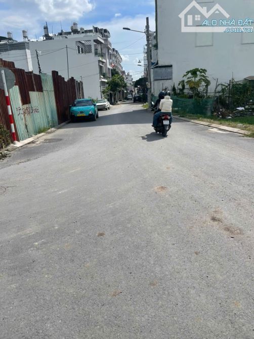 Bán đất full thổ cư 51x79m giá 99 tỷ Đường 8m Thạnh Xuân 22