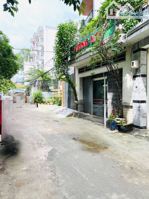 Hẻm đường 30 phường Gò Vấp  Dt 83m2 Giá 8,Tỷ