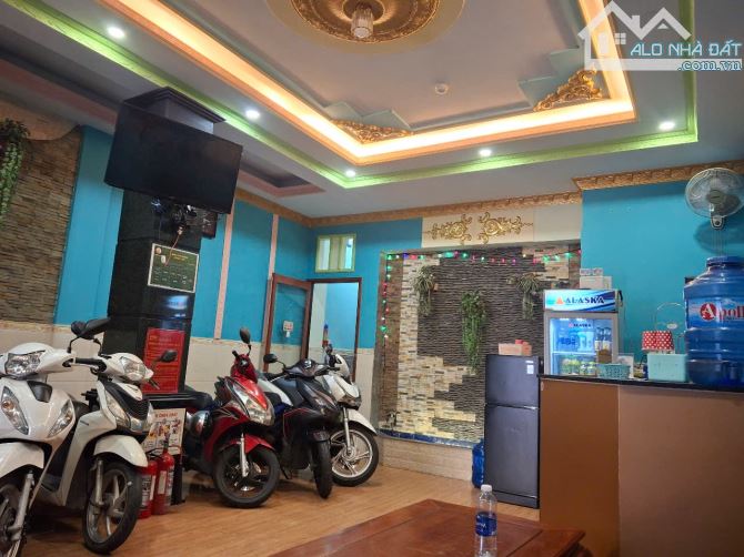 BÁN KHÁCH SẠN MẶT TIỀN ĐƯỜNG 22 – PHƯỚC LONG B, Q9 - THU NHẬP 120TR/ THÁNG