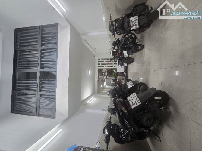 Nhà Nguyễn Thị Thập Q7- 89M2 - 5TẦNG BTCT. CHỈ 11.5TY.