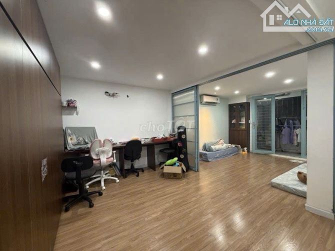 Bán Gấp GIÁ RẺ Nhà 1/ HXH đường khuông việt Tân Phú DT khủng 4.5mx22m 3 Tầng chỉ 10.9 Tỷ