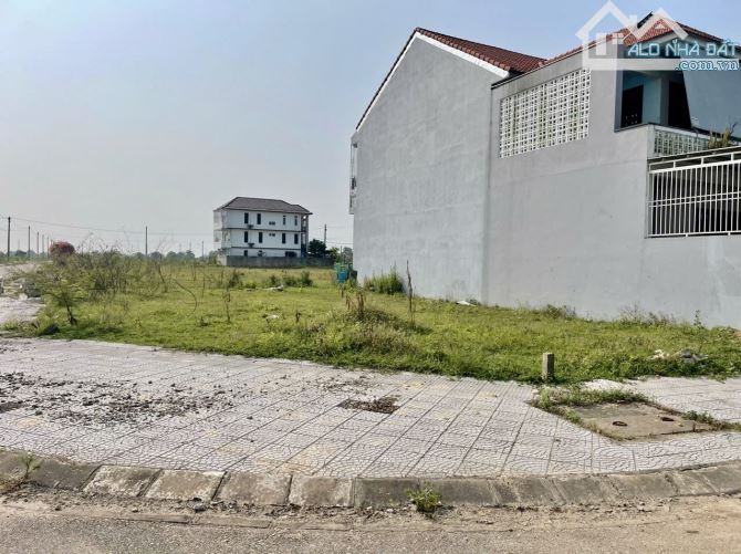BÁN ĐẤT 2 MẶT TIỀN KQH HÓI SEN GIÁ SIÊU TỐT
