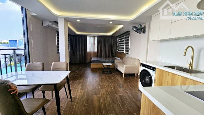 Tạ Quang Bửu -PHÂN LÔ LÔ GÓC - Ô TÔ TRÁNH - KINH DOANH - THANG MÁY NHẬP - CH HOMESTAY DÒNG