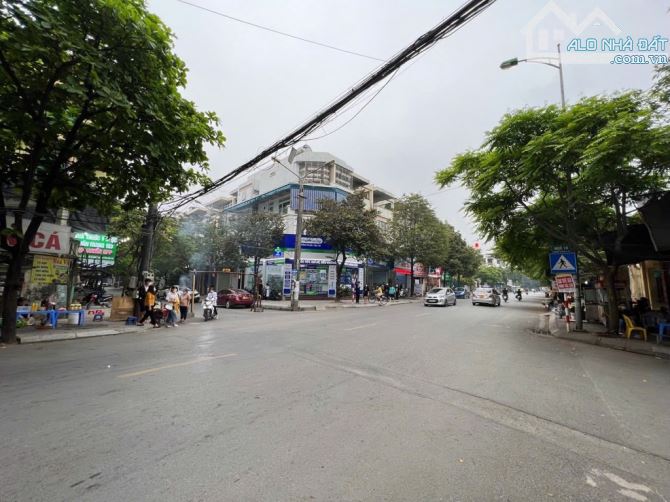Bán liền kề Mỗ Lao, Hà Đông 78m2 - 16.5 tỷ kinh doanh đỉnh - ô tô tải vào trong nhà