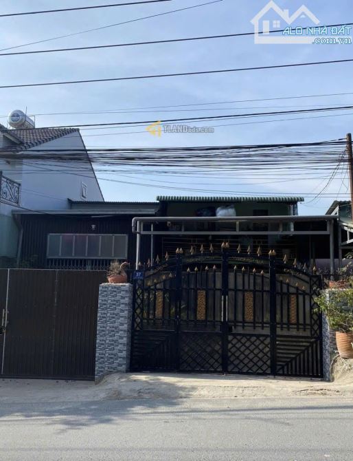 BÁN ĐẤT TẶNG NHÀ MẶT TIỀN ĐƯỜNG PHƯỜNG 5 NAY LÀ PHƯỜNG CAM LY- ĐÀ LẠT