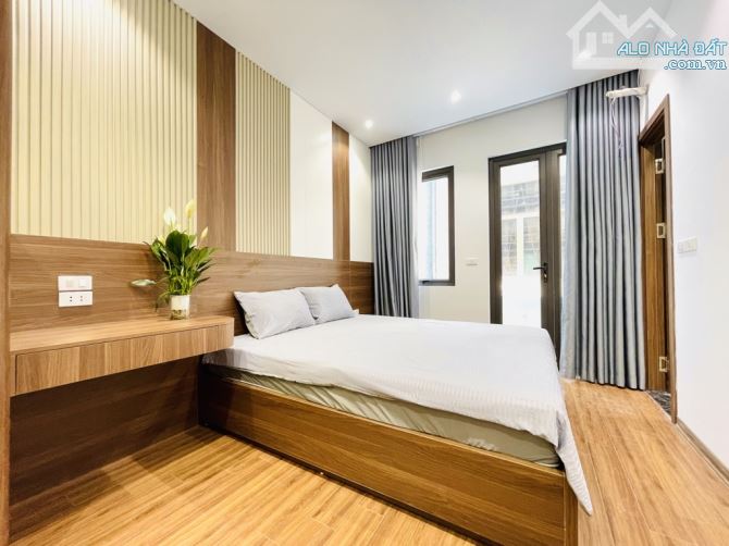 MẶT NGÕ THÔNG - KINH DOANH - THANG MÁY - OTO TRÁNH CÁCH 20M - ĐỐNG ĐA - FULL NỘI THẤT