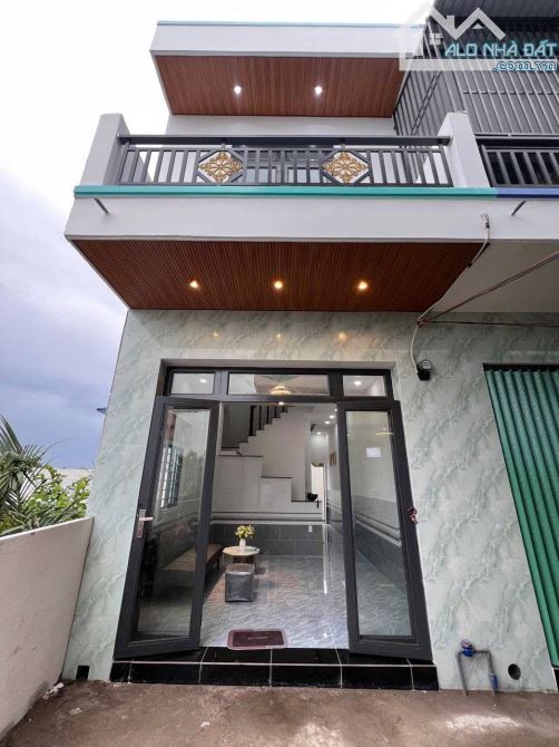 Còn 2 Căn Nhà 1 Lầu Khu Tân Kim 4 x 10m. Full Nội Thất .Sổ Hồng Sẵn Giá Rẻ Còn Bớt