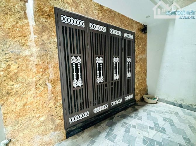 Giảm 500tr  ! Bán nhà CCMN Trần Quý Cáp 55m², 6T , MT 4,5m Ô tô đỗ ,ngõ thông giá 11,3 tỷ