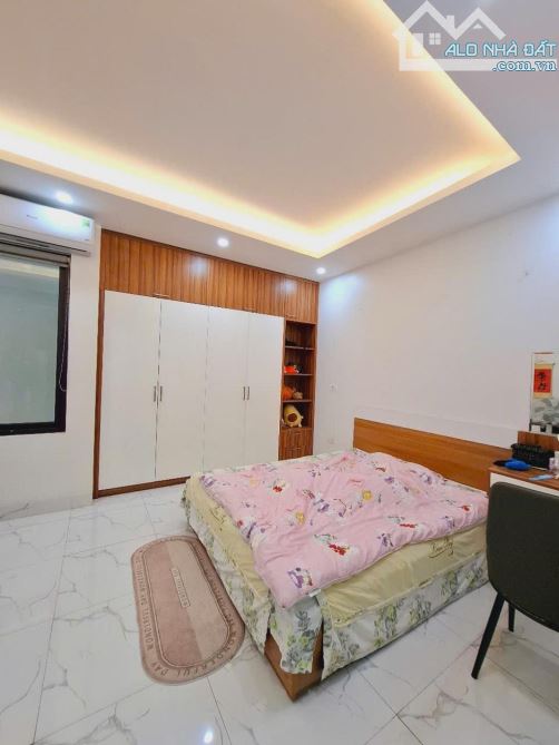 BÁN NHÀ MẬU LƯƠNG KIẾN HƯNG OTO ĐÔ CỔNG CHỦ GIẢM CHÀO CẦN BÁN GẤP
