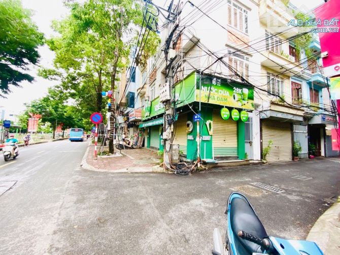 Bán nhà Thanh Xuân 44m2, 5 tầng, mới koong. Ô tô dừng đỗ cách 5m. Giá 9 tỷ