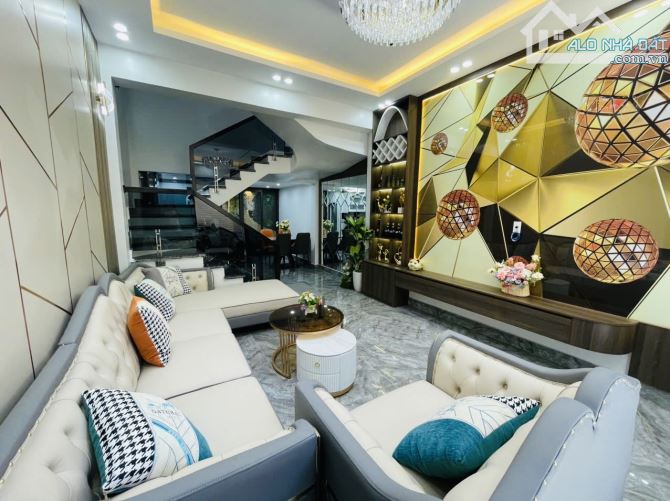 🏠 Bán nhà 3,5 tầng An Đà, Ngô Quyền 45m ô tô đỗ cửa full nội thất giá chỉ 4,15 tỷ