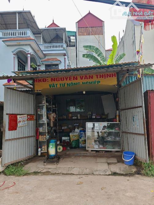 Cần bán mảnh đất nhỏ tiền,30 M giá hơn 4 tỷ   MẶT NGÕ Ô TÔ TRÁNH - KINH DOANH NHỎ - VIEW C