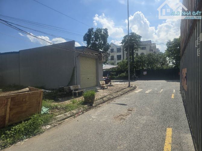 Louis City Hoàng Mai-TRUNG TÂM - PHÂN LÔ - Ô TÔ TRÁNH - KINH DOANH 108m2 Mặt tiền 7,8m