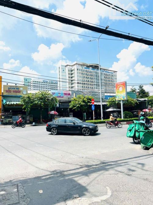 Giá cực tốt 7tỷ990. Bán đất mặt tiền khu Gia Viên P. Tân Hiệp. Biên Hoà. 6x50m. 300m tc.