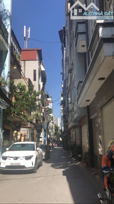 CHỦ BÁN GẤP phân lô phố Khuất Duy Tiến, Thanh Xuân 55m MT4,1 GARA 2 Ô TÔ tránh 2 THOÁNG