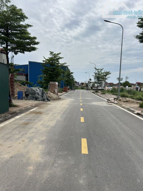 Bán Đất 102 m2 -Gia Đông - Thuận Thành - Bắc Ninh