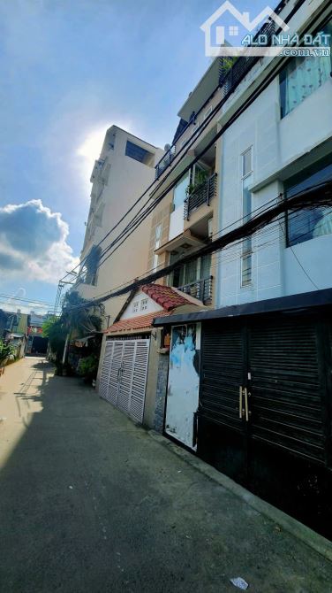 NHÀ CẠNH MẶT TIỀN HUỲNH TẤN PHÁT, QUẬN 7,4 TẦNG, 5X12m, HẺM XE HƠI, CHỈ 10 TỶ