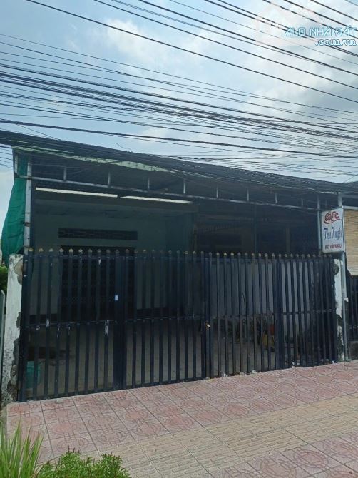 ✅ Bán nhà mặt tiền Phan Văn Lại thuộc Phường 6 , TP Tân An  _ DT : 6 x 29 nở hậu 6.5m2