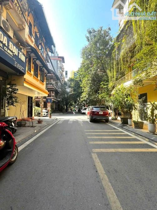 👉 Khu Vực Trần_Hưng_Đạo gần Viện_108 - Diện Tích 36.8m2 - 5 Tầng - Giá Chỉ 7.2 Tỷ