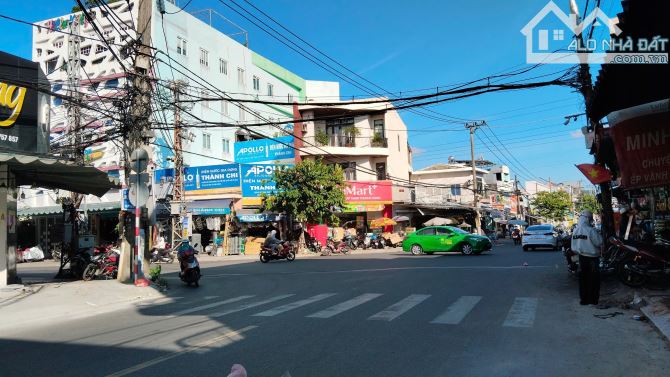 MẶT TIỀN KINH DOANH, 293 m2, 2 tầng, 27 tỷ 500, đường 10m5, Trần Cao Vân, Đà Nẵng